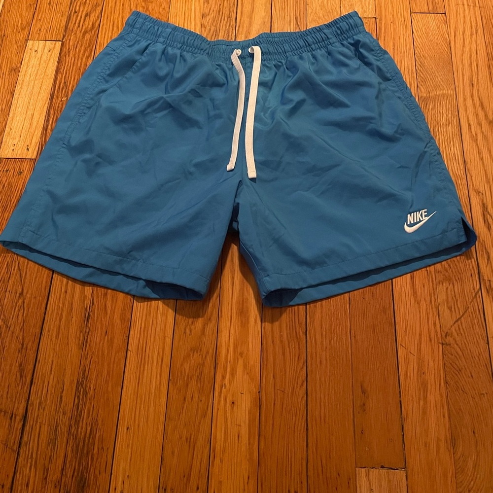 Nike Shorts Size Large